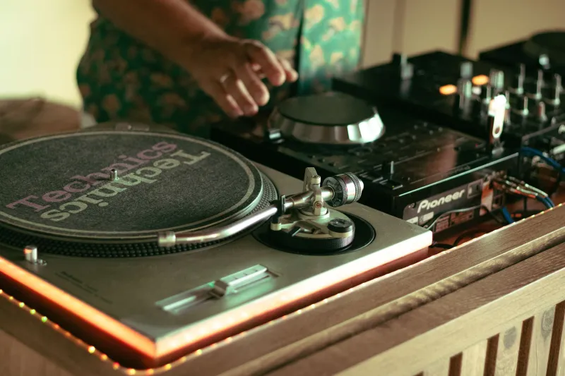 Wax On, Watts Up: How Vinyl Is Reclaiming the House Music DJ Booth